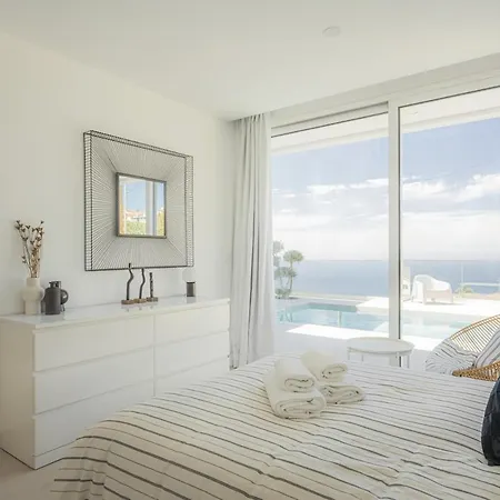 Villa New Toccata By Your Madeira Estreito Da Calheta